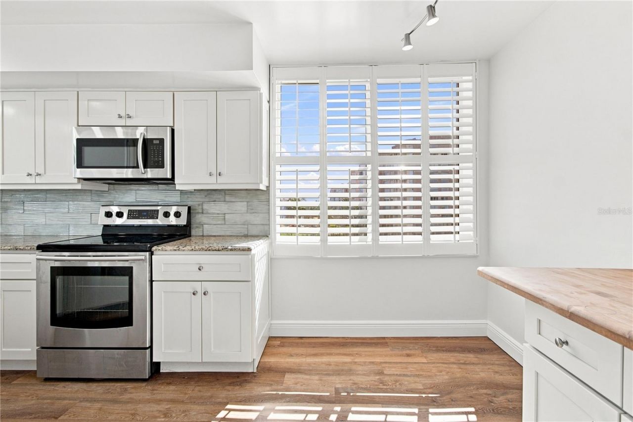 5153 Isla Key Boulevard S, Unit 317, Saint Petersburg, FL 33715 Photo