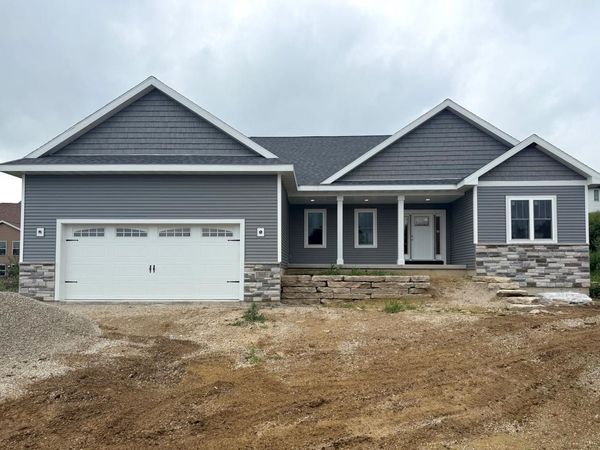 568 Autumn Ridge Court, Oregon, WI 53575