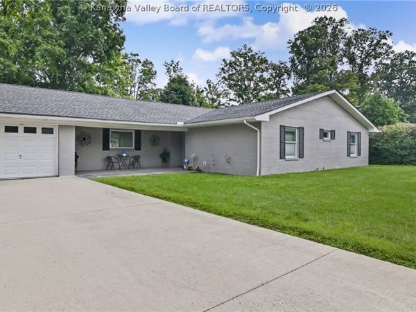 1405 Nottingham Road, Charleston, WV 25314