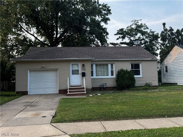 30107 Thomas Street, Willowick, OH 44095