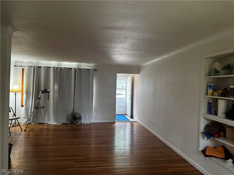 30107 Thomas Street, Willowick, OH 44095 Photo 5