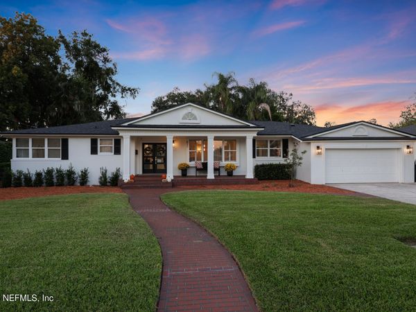 833 WATERMAN Road N, Jacksonville, FL 32207