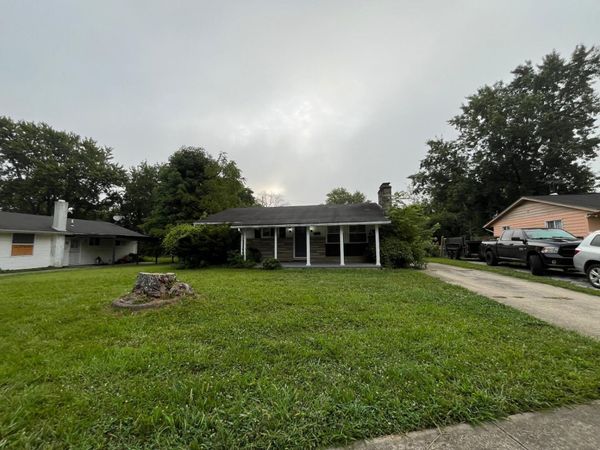 950 S Byron Avenue , Columbus, OH 43227