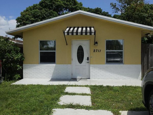 2711 NW 16 Street, Fort Lauderdale, FL 33311