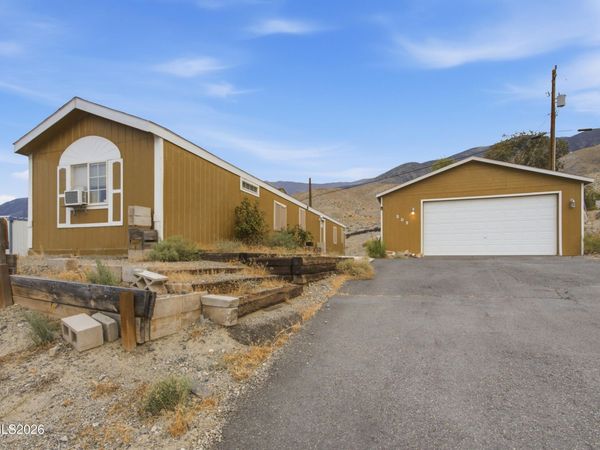 302 W Cottonwood Drive, Walker Lake, NV 89415