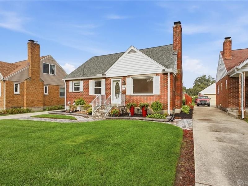 1041 Yorkshire Place, Dayton, OH 45419 Photo 3