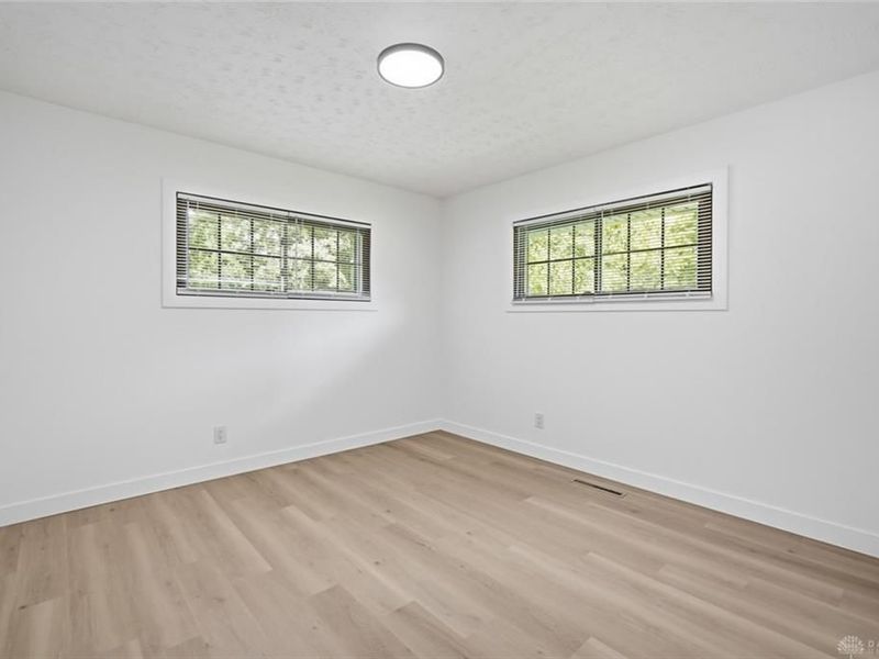 1950 W Skyview Drive, Beavercreek, OH 45432 Photo 18