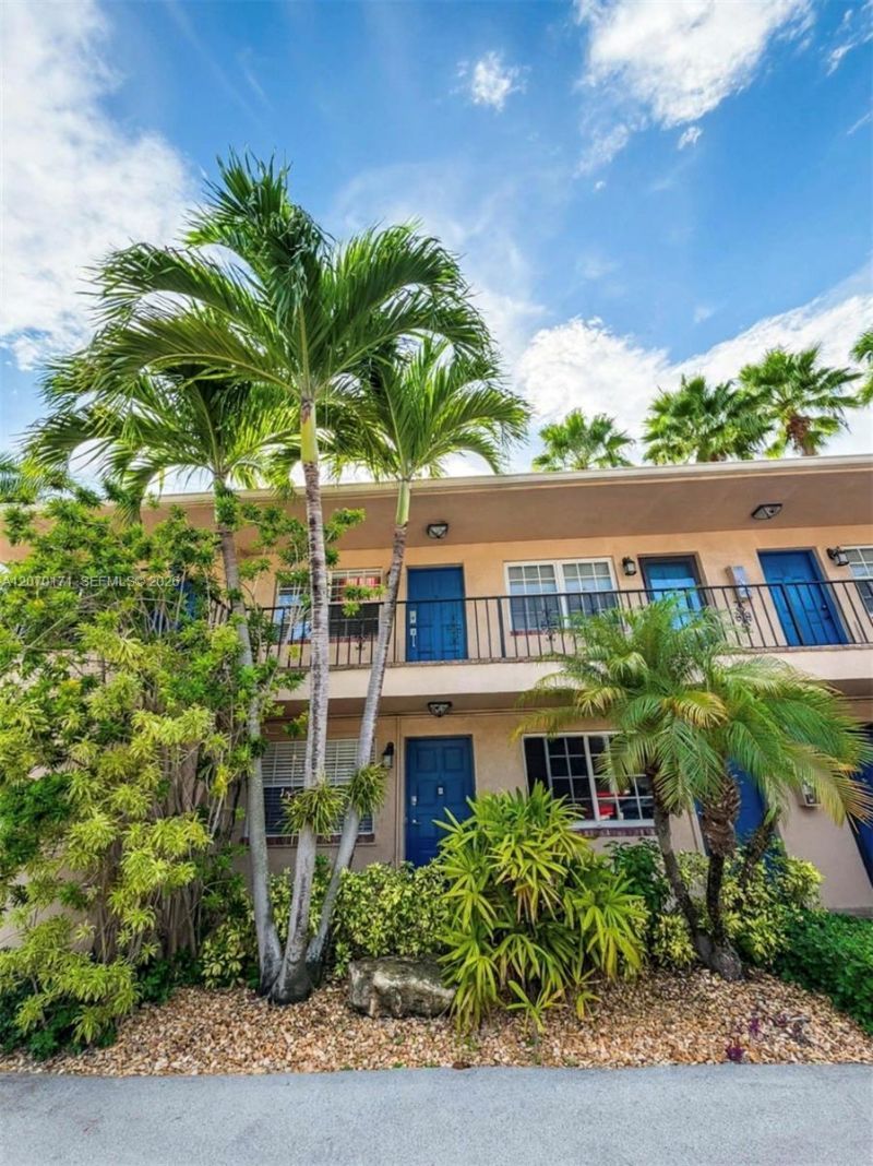 1231 SE 1st St , Unit 12, Fort Lauderdale, FL 33301 Photo