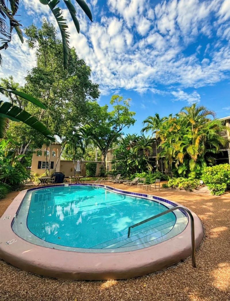 1231 SE 1st St , Unit 12, Fort Lauderdale, FL 33301 Photo