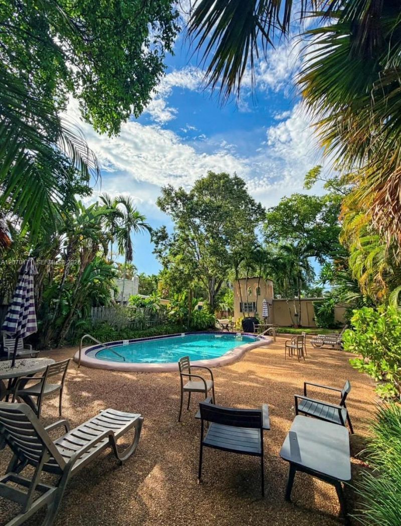 1231 SE 1st St , Unit 12, Fort Lauderdale, FL 33301 Photo