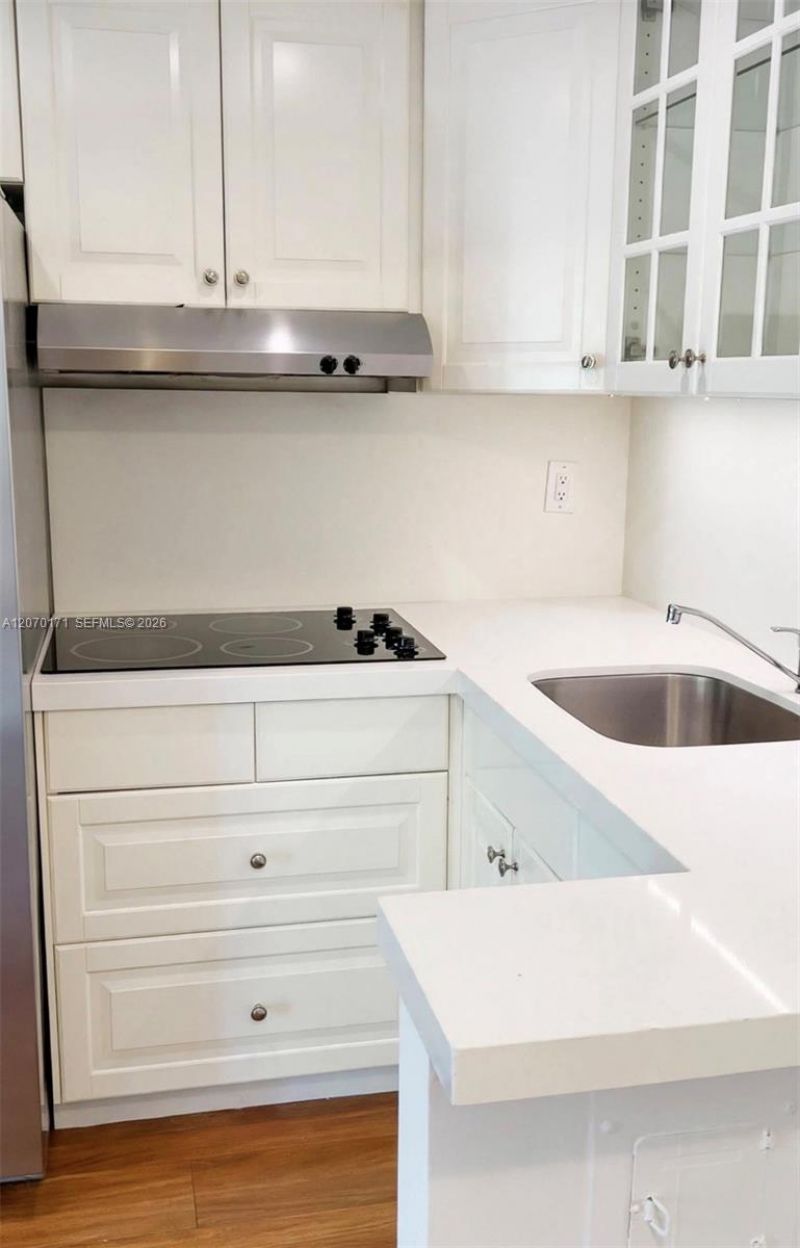 1231 SE 1st St , Unit 12, Fort Lauderdale, FL 33301 Photo
