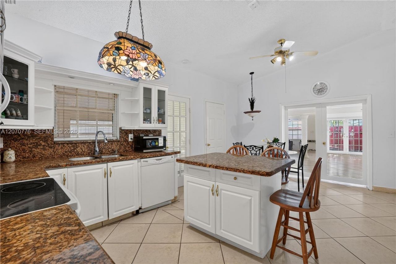 2375 SW 141st Ave, Miami, FL 33175 Photo