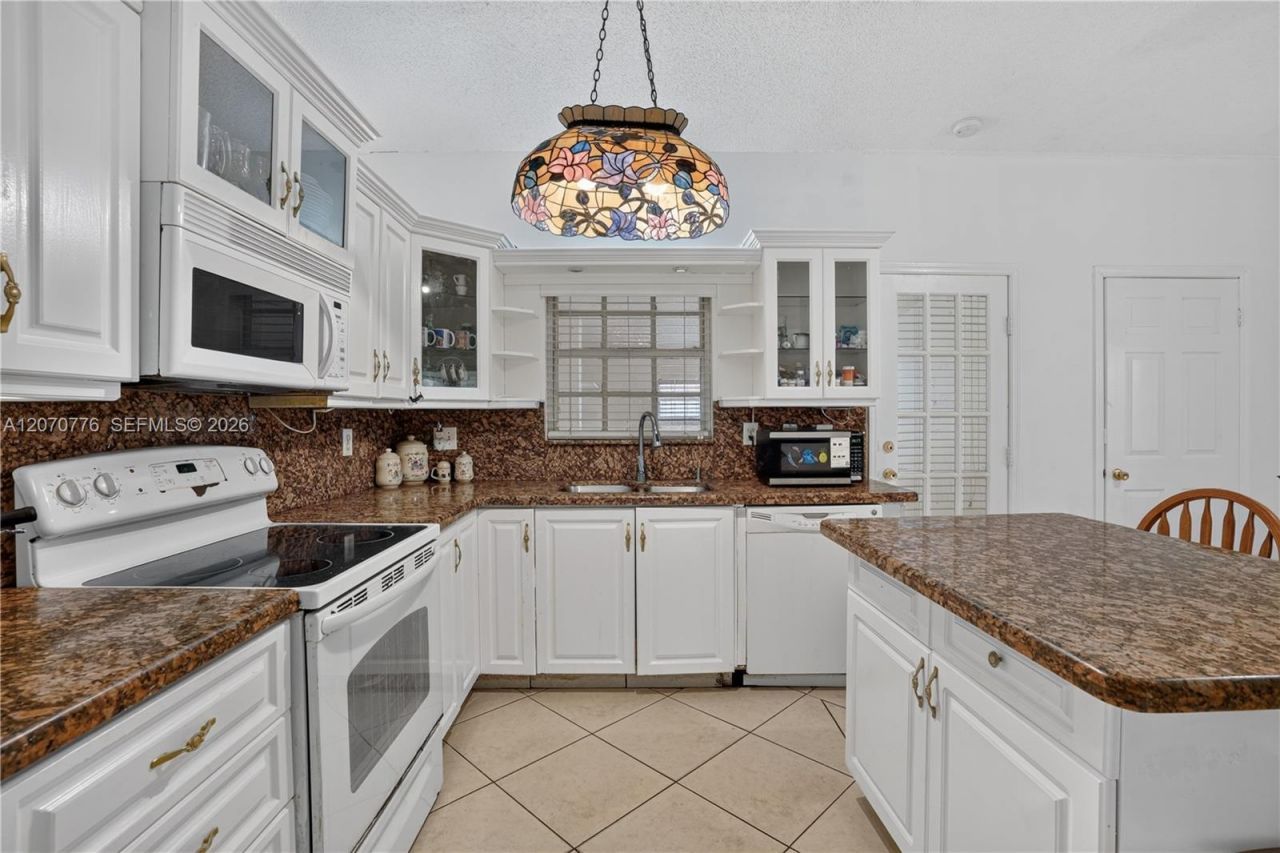 2375 SW 141st Ave, Miami, FL 33175 Photo