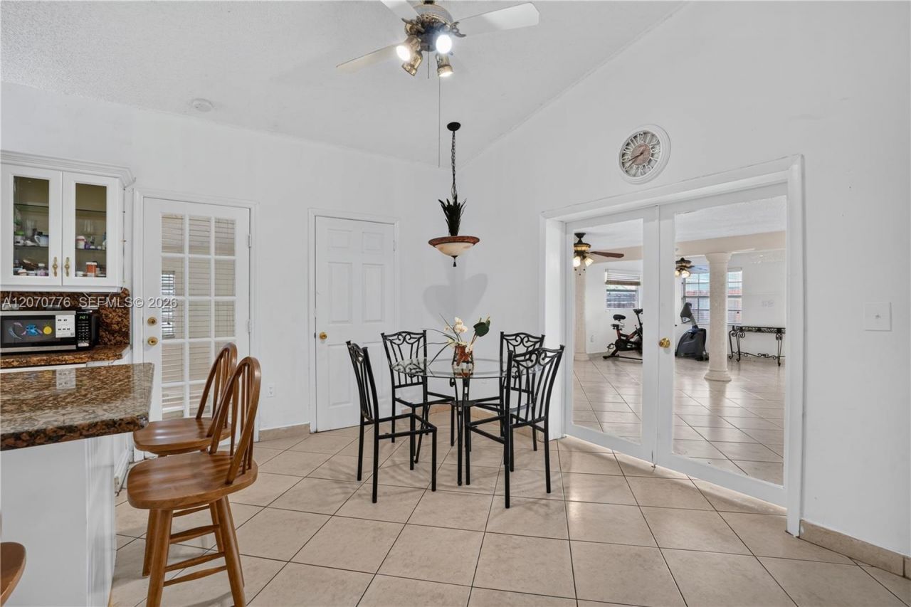 2375 SW 141st Ave, Miami, FL 33175 Photo