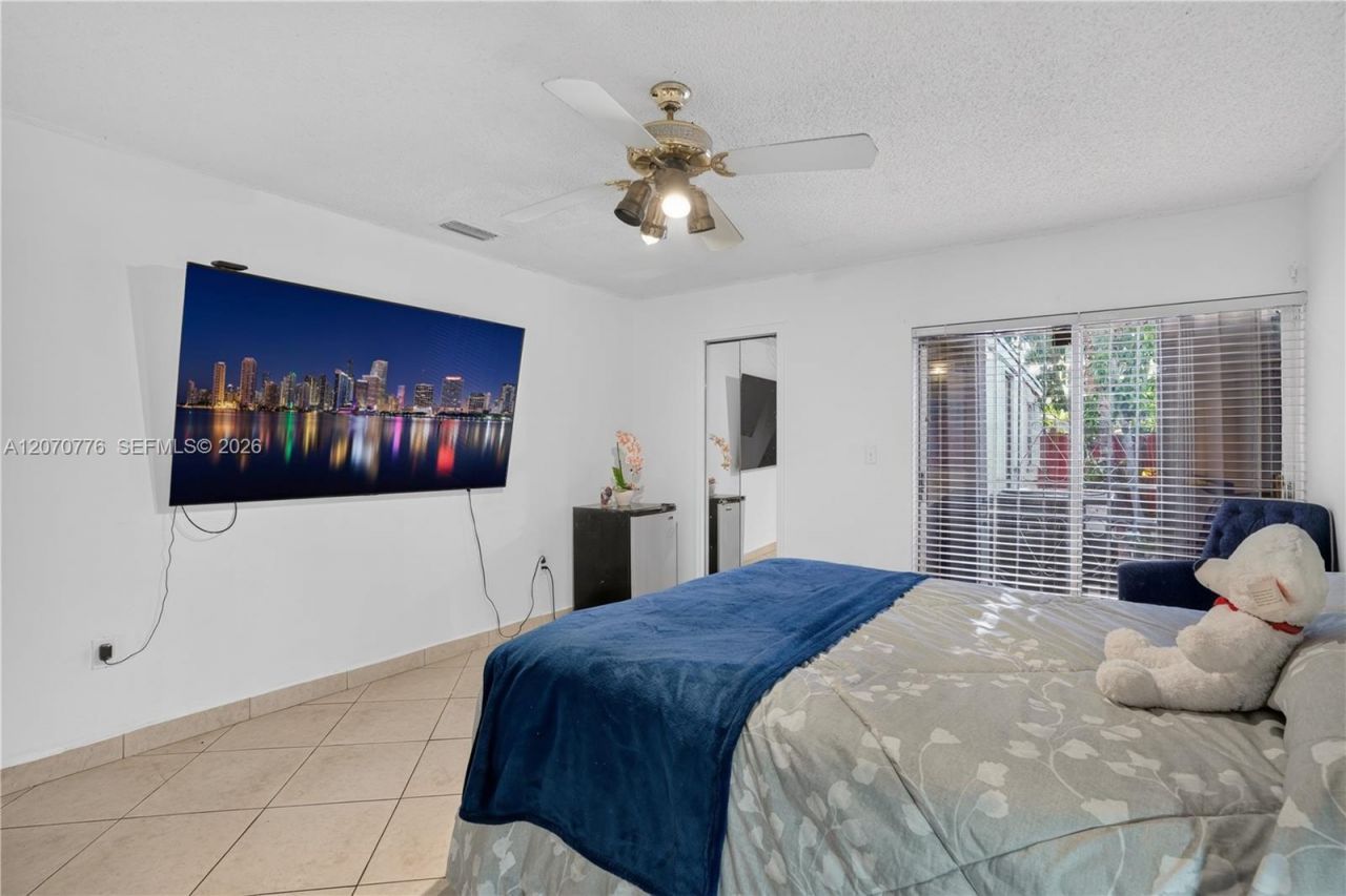 2375 SW 141st Ave, Miami, FL 33175 Photo