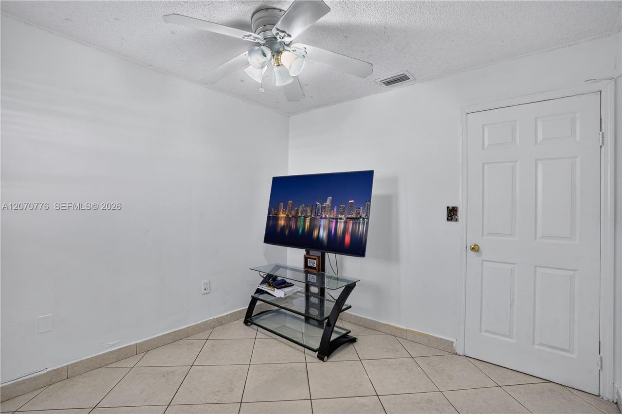 2375 SW 141st Ave, Miami, FL 33175 Photo