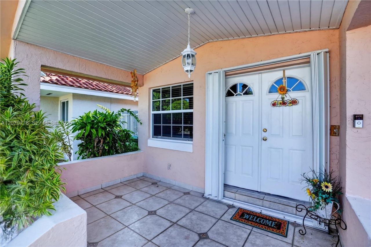 2375 SW 141st Ave, Miami, FL 33175 Photo