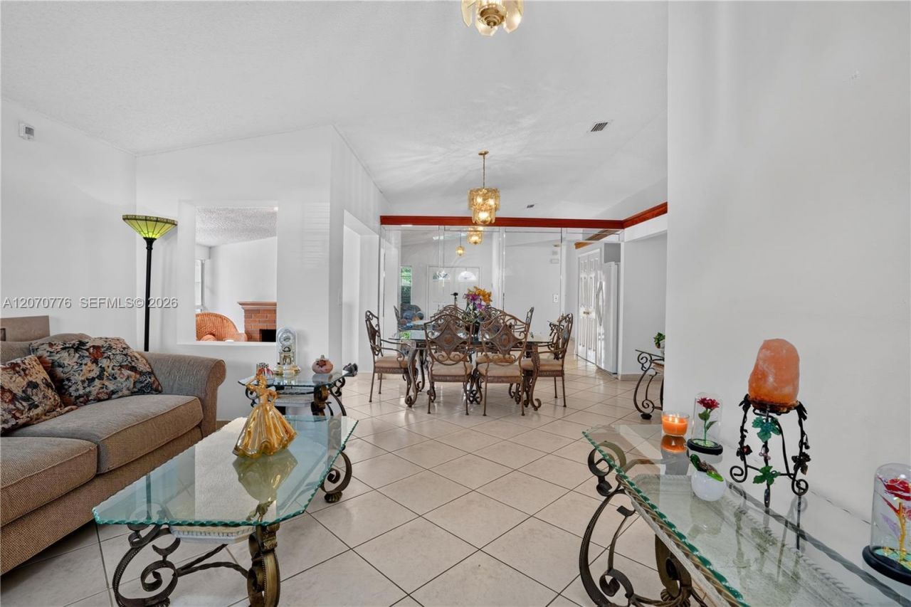 2375 SW 141st Ave, Miami, FL 33175 Photo