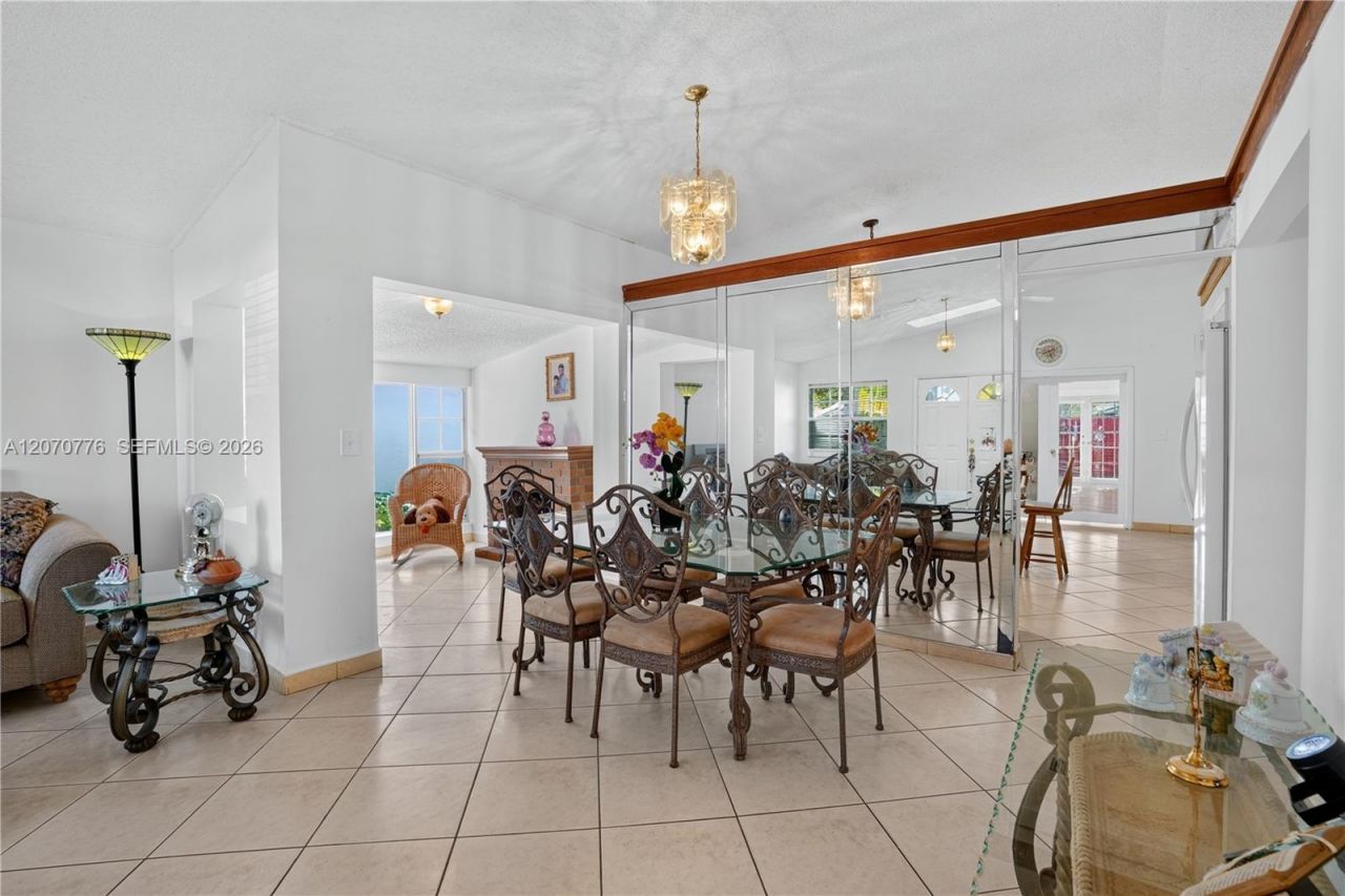 2375 SW 141st Ave, Miami, FL 33175 Photo