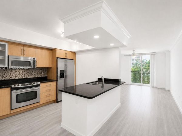 600 S Dixie Hwy , Unit 327, West Palm Beach, FL 33401