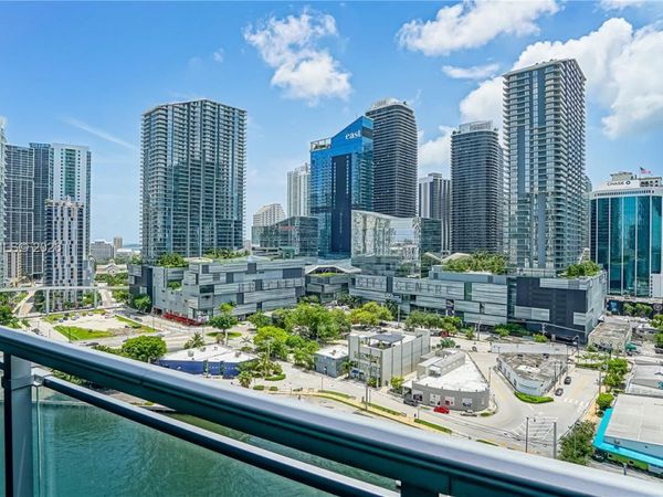 92 SW 3rd St , Unit 1803, Miami, FL 33130