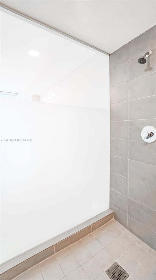 92 SW 3rd St , Unit 1803, Miami, FL 33130 Photo