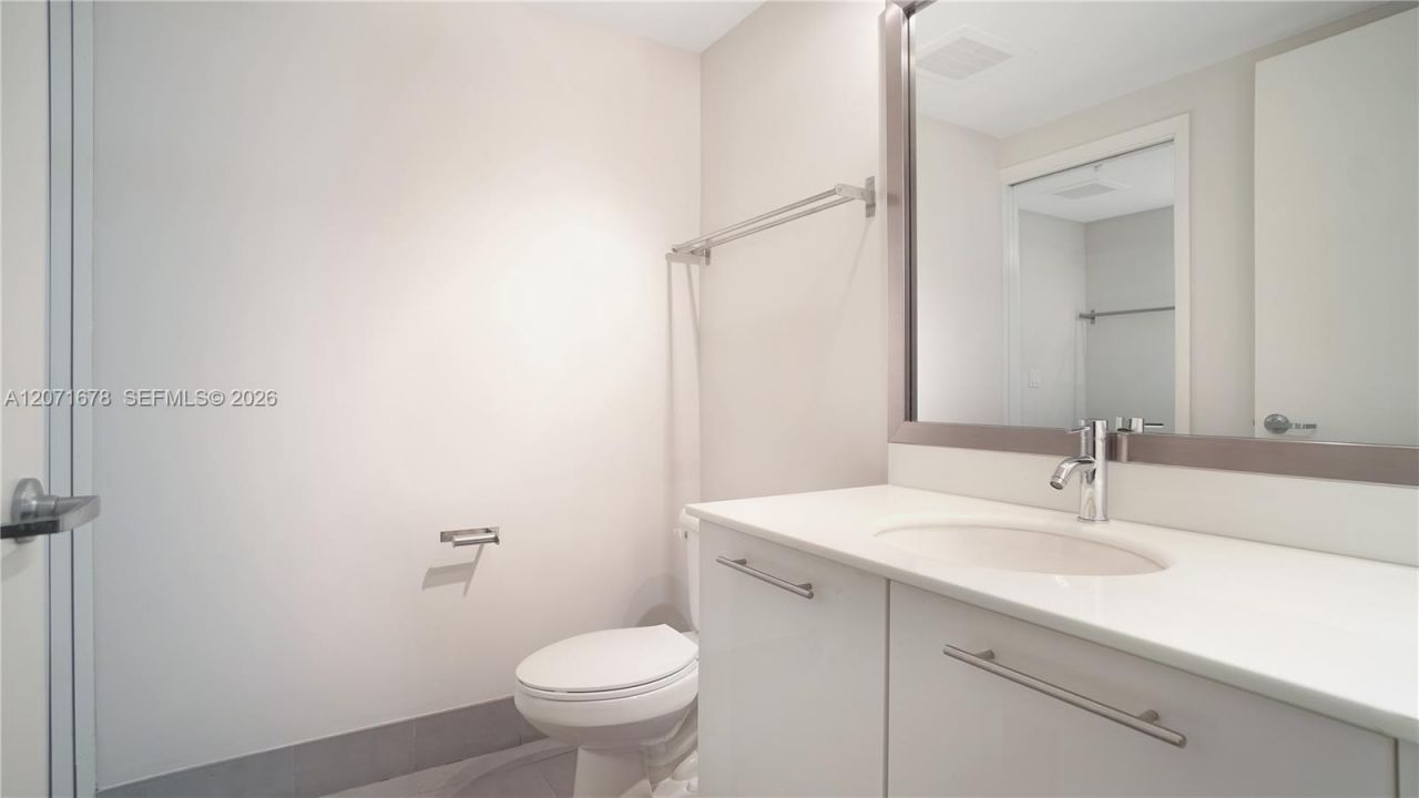 92 SW 3rd St , Unit 1803, Miami, FL 33130 Photo