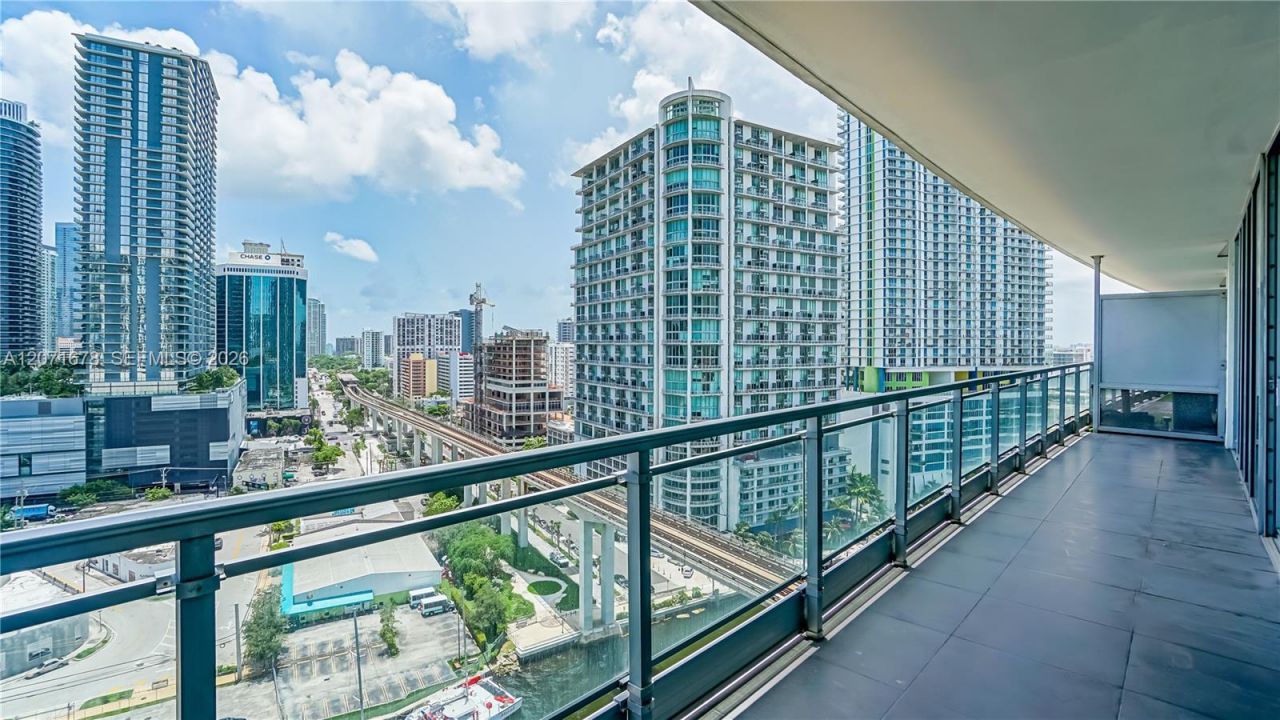 92 SW 3rd St , Unit 1803, Miami, FL 33130 Photo