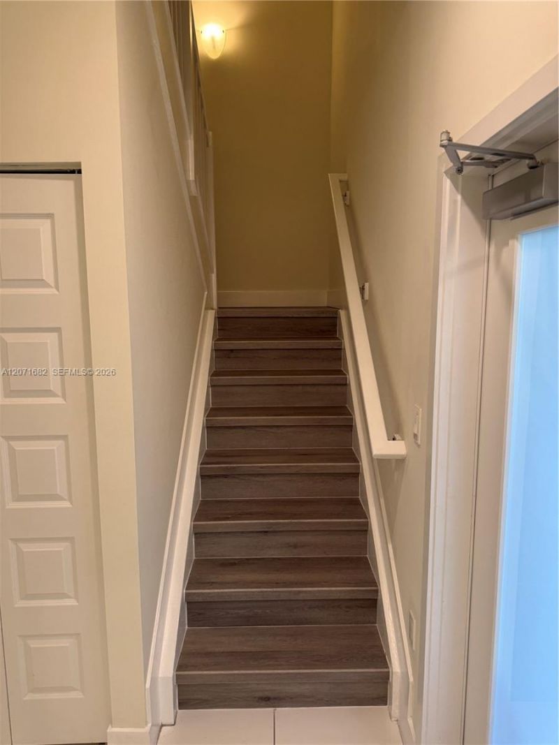 4640 NW 84 , Unit 16, Doral, FL 33166 Photo
