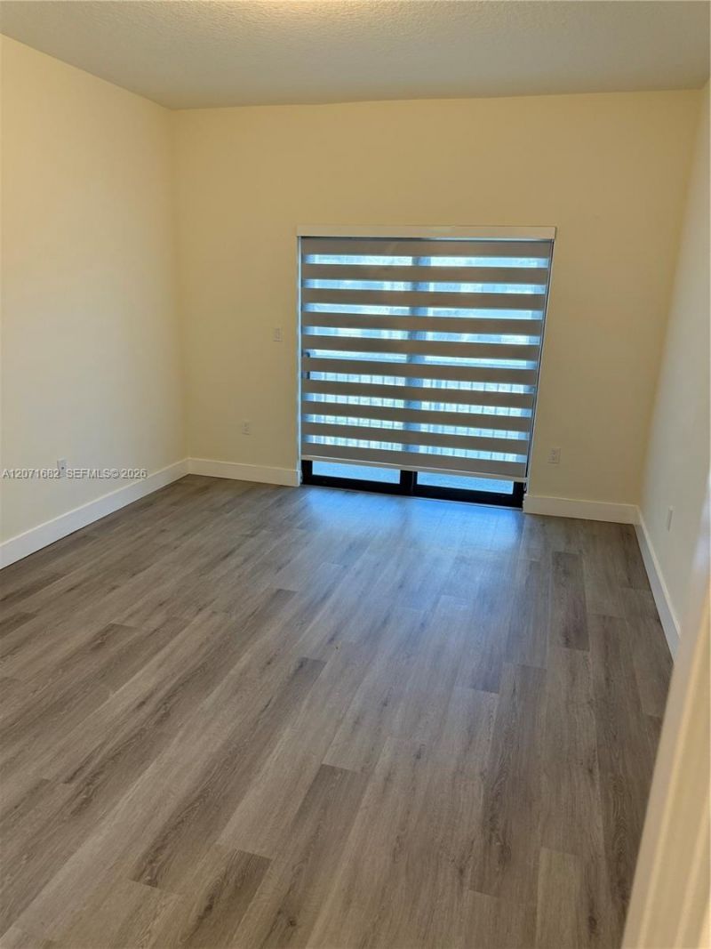 4640 NW 84 , Unit 16, Doral, FL 33166 Photo