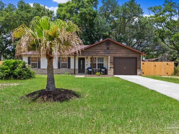 1220 E Leonard St, Pensacola, FL 32503