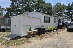 346 Ocean Breeze Dr. photo 4