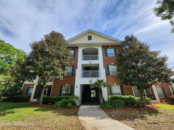 785 OAKLEAF PLANTATION Parkway, Unit 613, Orange Park, FL 32065