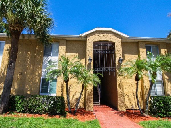 1753 PARAKEET WAY , Unit 605, SARASOTA, FL 34232