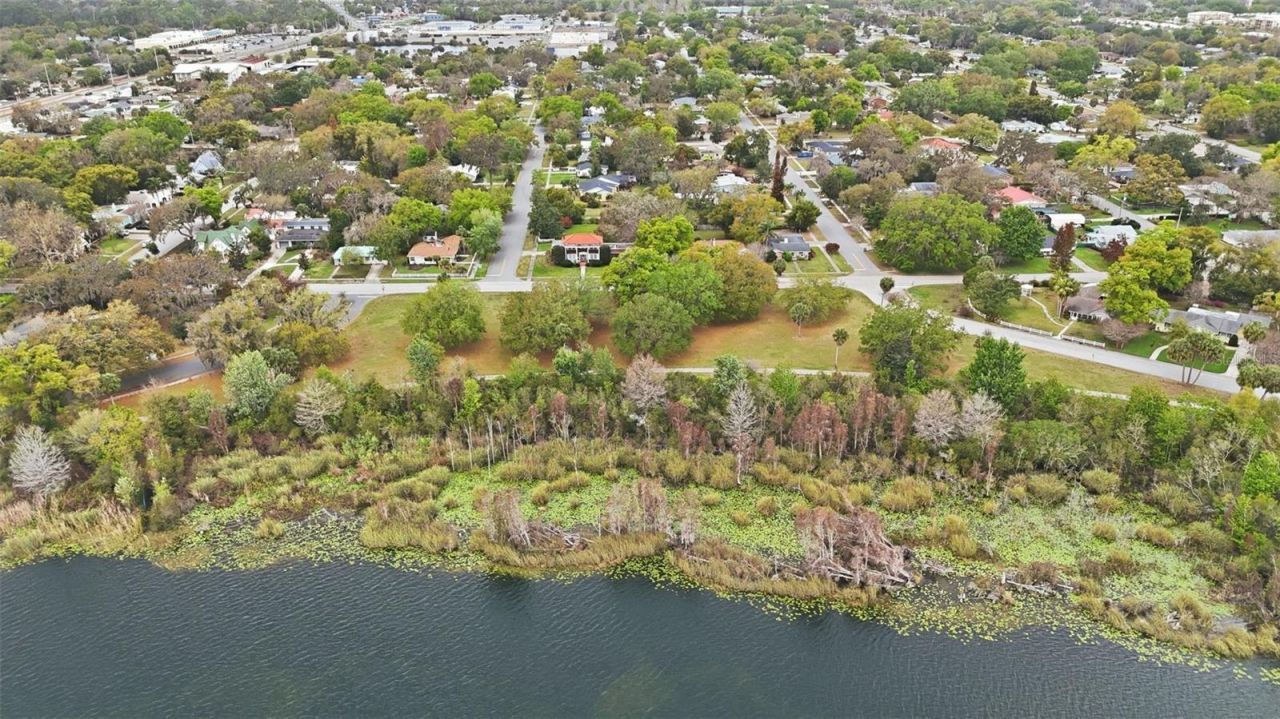 1810 Pineway Court , Mount Dora, FL 32757 Photo
