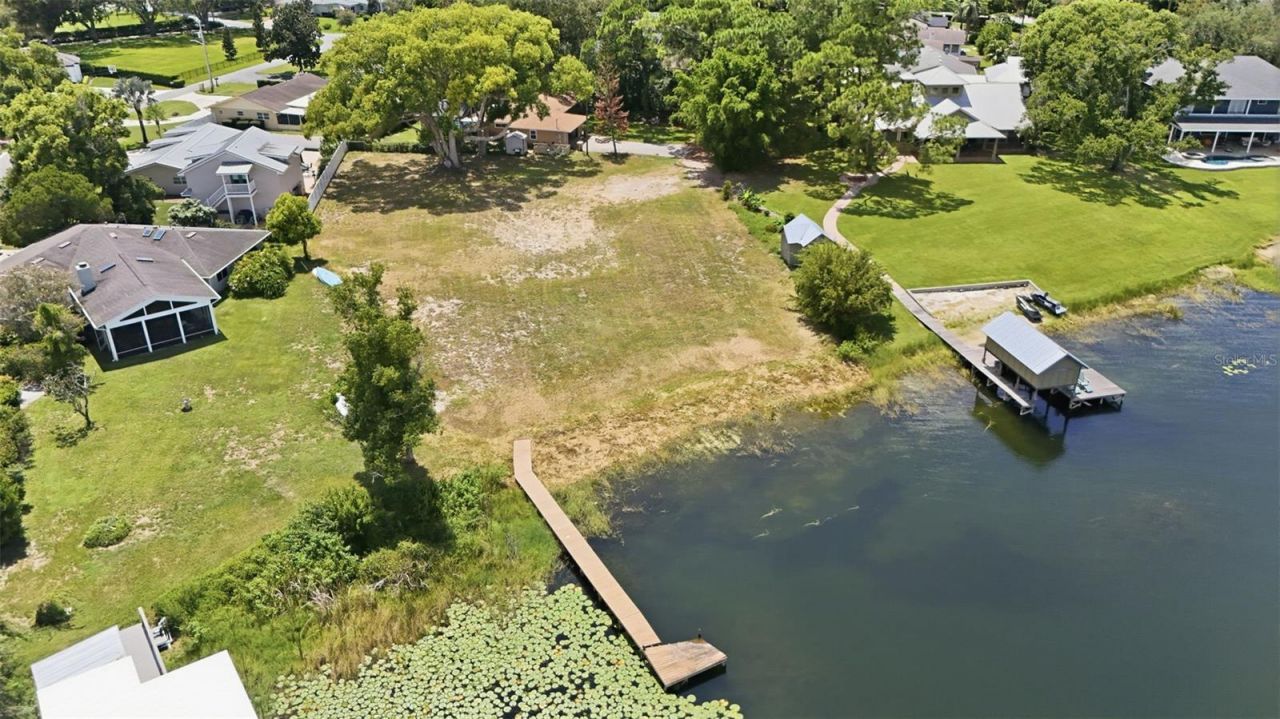 1810 Pineway Court , Mount Dora, FL 32757 Photo