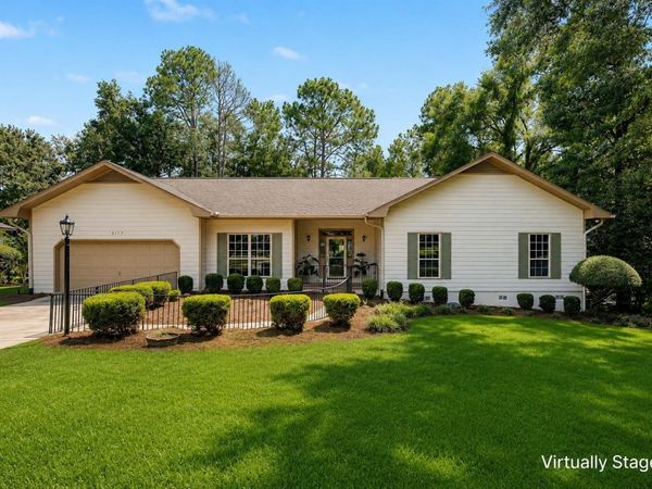 3113 N Shannon Lakes Drive, Tallahassee, FL 32309