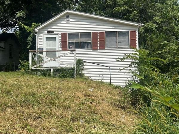 7205 Sapphire Avenue , St Louis, MO 63136
