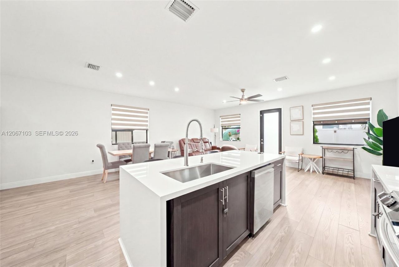 3478 W 110th St , Hialeah, FL 33018 Photo