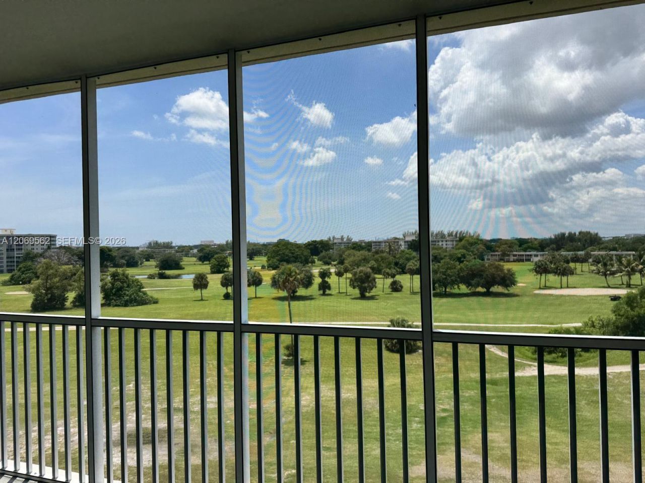 2950 N Palm Aire Dr , Unit 605, Pompano Beach, FL 33069 Photo