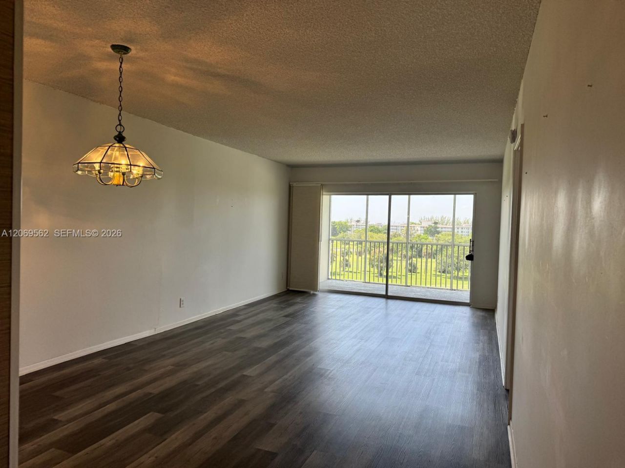 2950 N Palm Aire Dr , Unit 605, Pompano Beach, FL 33069 Photo