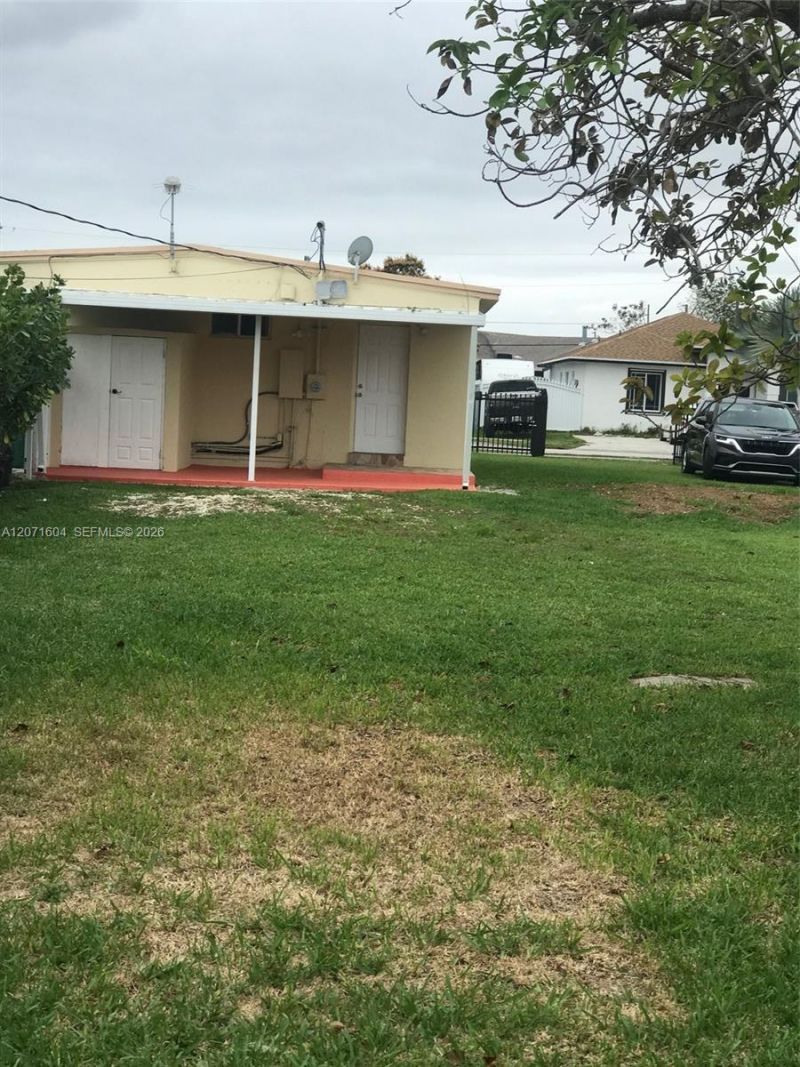 21625 SW 109th Ave , Miami, FL 33170 Photo