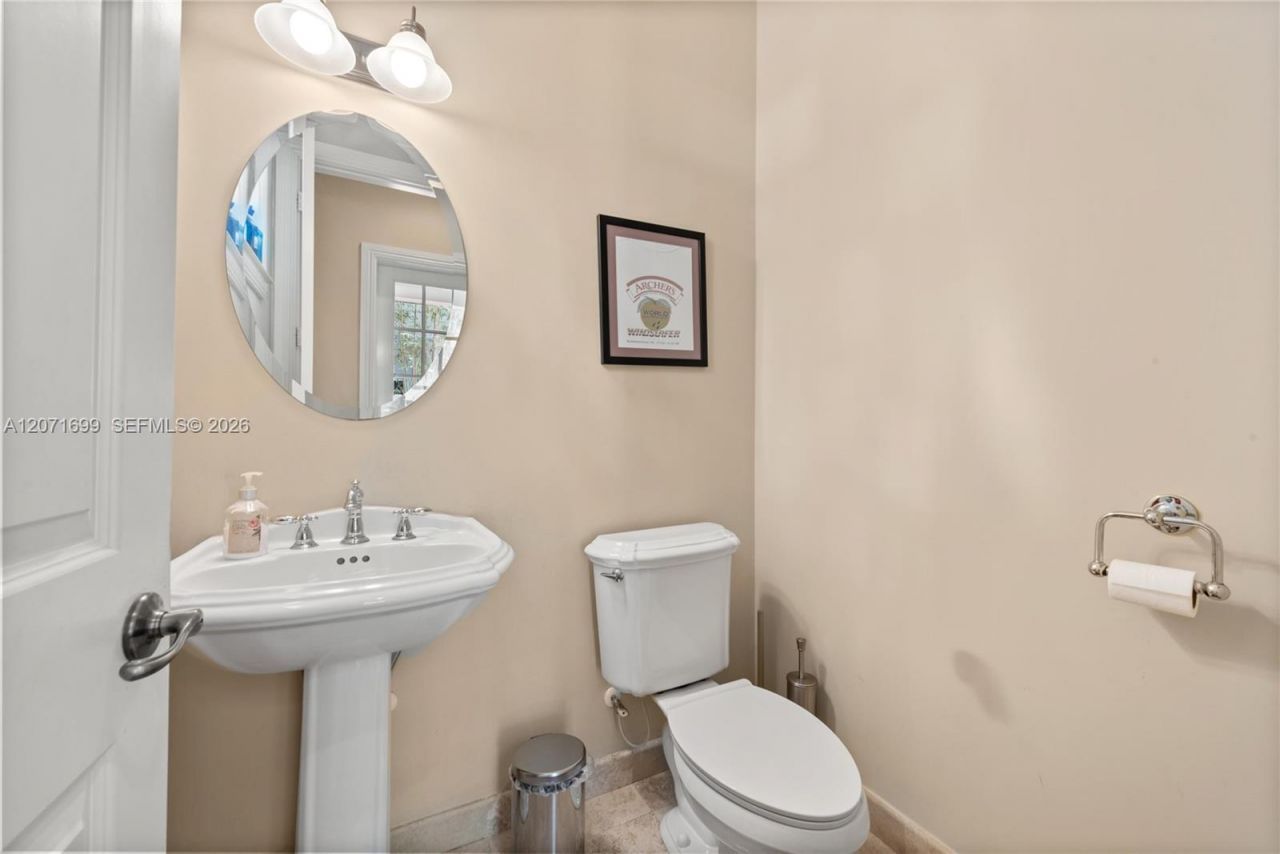 423 SW 16th St, Fort Lauderdale, FL 33315 Photo