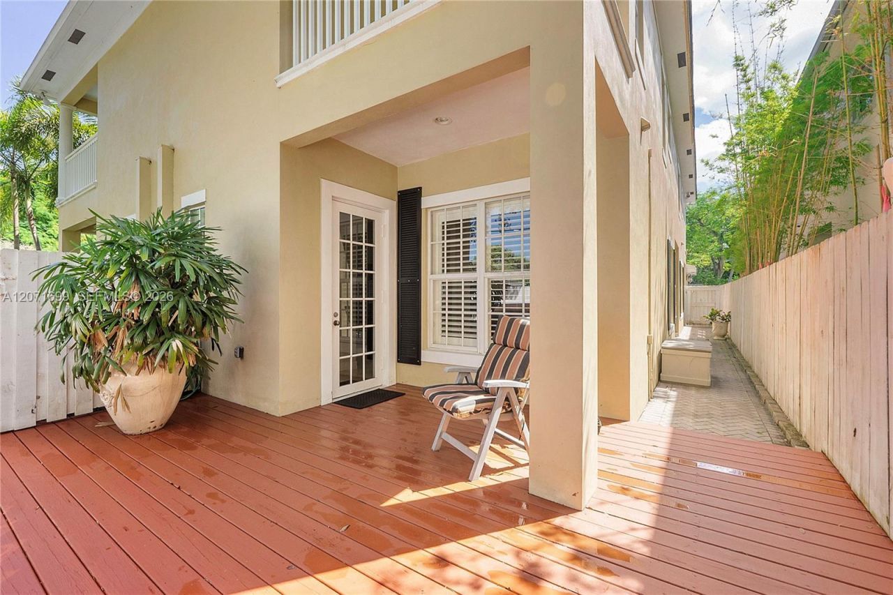 423 SW 16th St, Fort Lauderdale, FL 33315 Photo