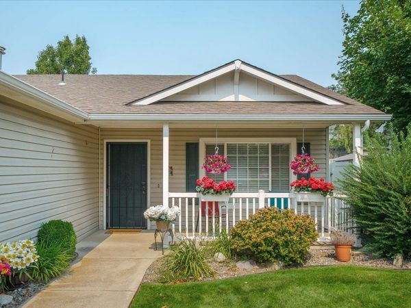 1415 E Devoe Ln, Spokane, WA 99217