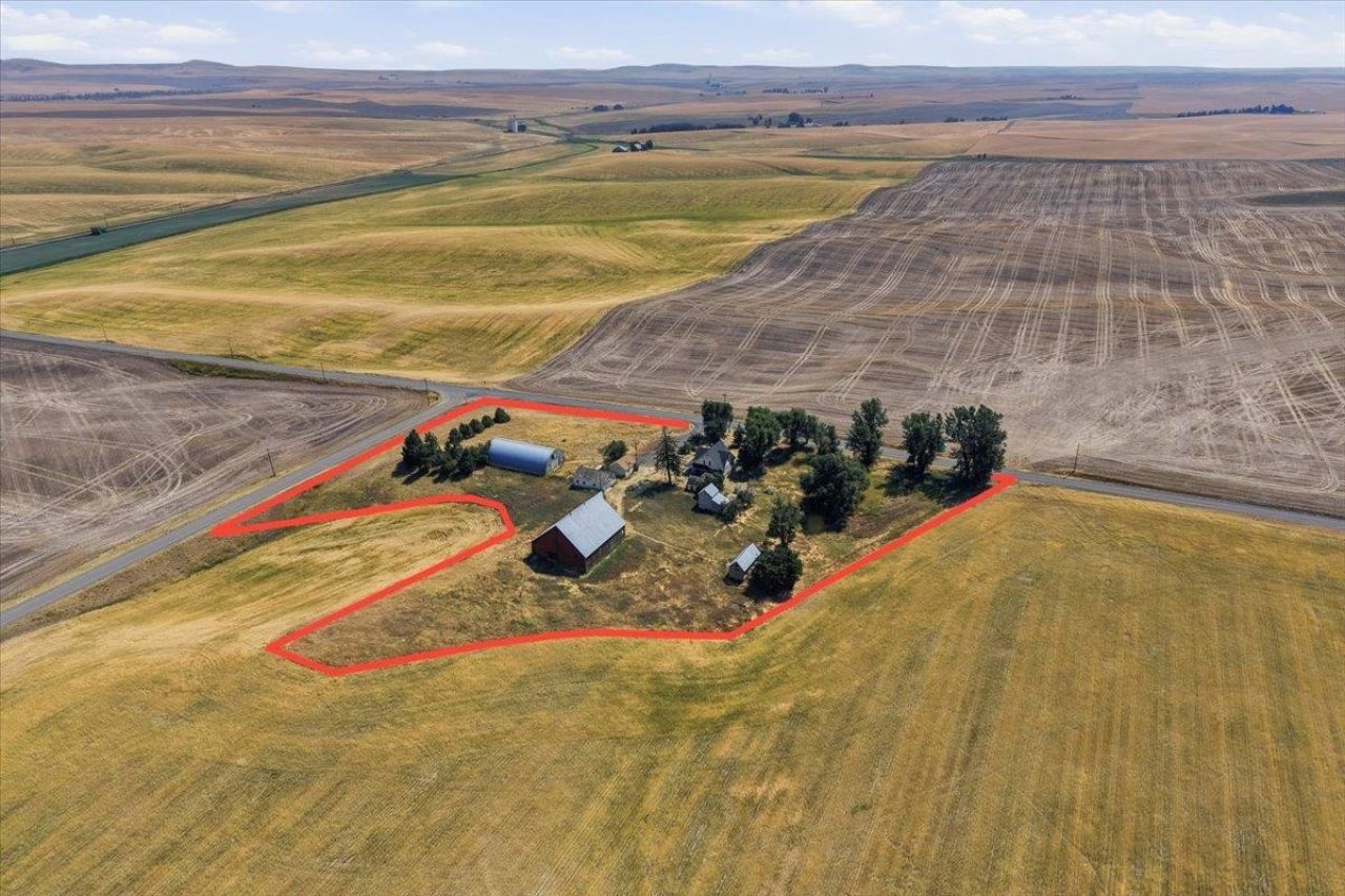 44933 E Detour Rd primary photo