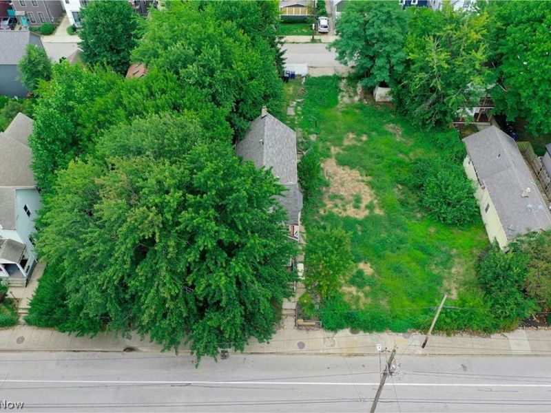 823 Starkweather Avenue, Cleveland, OH 44113 Photo 5