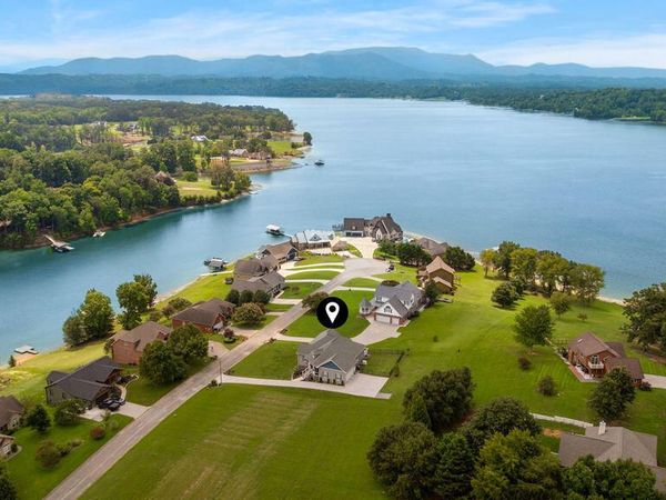 367 Back Nine Drive, Baneberry, TN 37890
