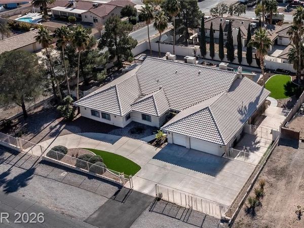 6425 Tara Avenue, Las Vegas, NV 89146