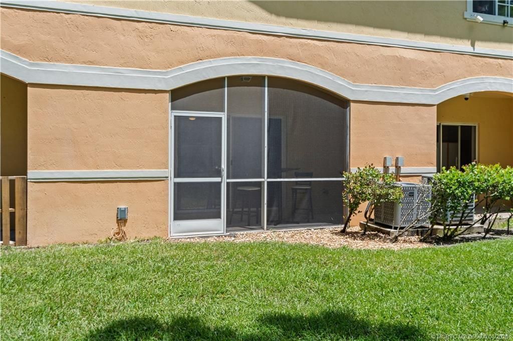 5012 SE Mariner Garden Circle, Stuart, FL 34997 Photo